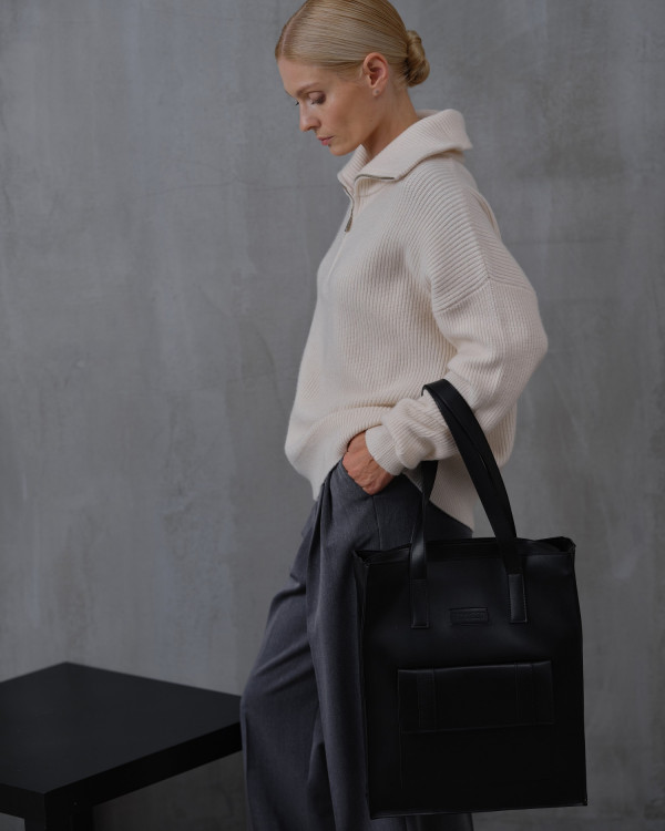 "OFFICE BAG LARGE" BŁYSZCZĄCA, CZARNA