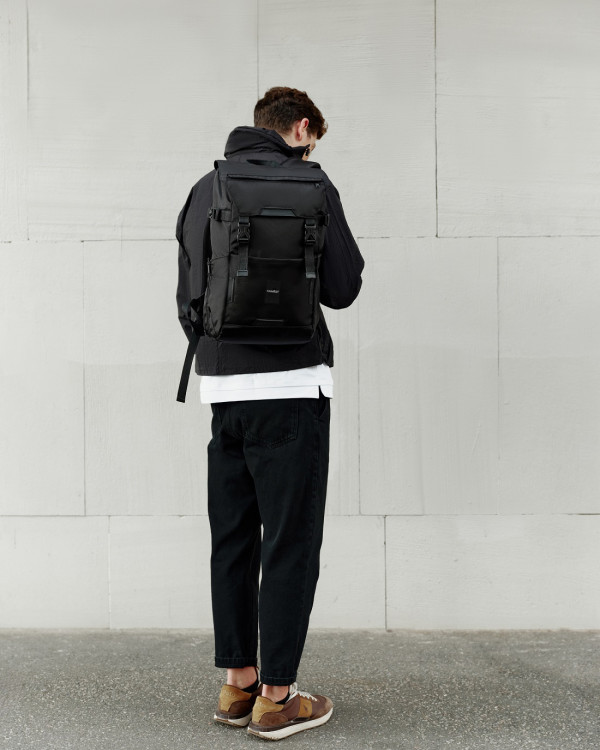 "TRAVEL TEC L" POLIESTER, CZARNY