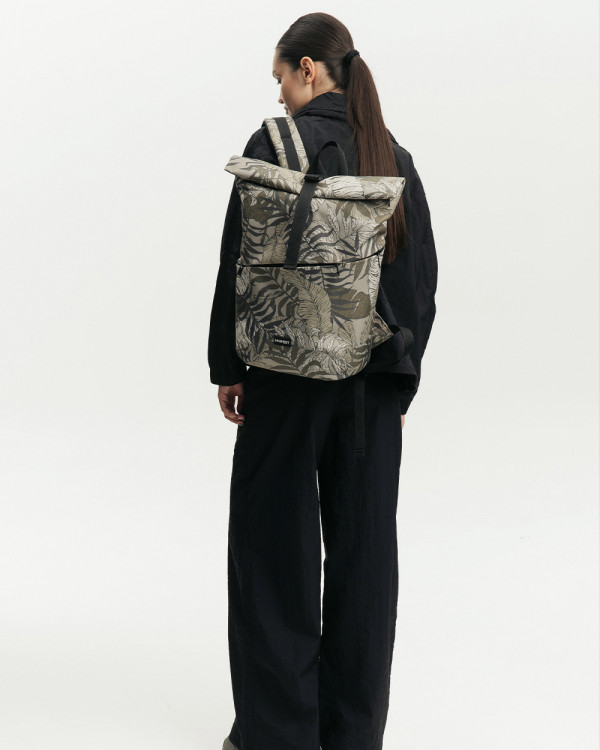 "BASIC ROLLTOP" PRINT TROPICAL KHAKI