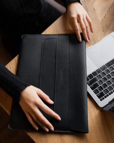 "LAPTOP CASE" MATT BLACK