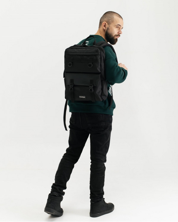 "CROSS-TOWN" POLYESTER, BLACK